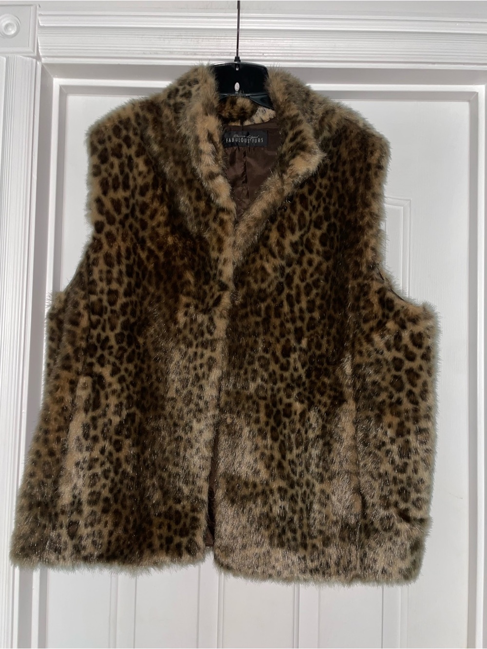 Donna Salyers Fabulous Furs Leopard Faux Fur Vest Size LARGE NWOT